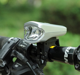 ไฟ LED จักรยานถนน 60 ลูเมน 1pc , ไฟท้ายจักรยาน Aero ABS